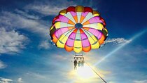 Parasailing in Hurghada
