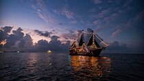 Cancun Lagoon Sunset Sailing Trip aboard classic Galeón with Dinner and Free bar