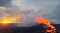 Small Group Volcano Hike with a Professional Geologist