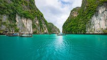 Phi Phi + 4 Islands Avoid the Crowds Tour From Krabi