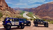 Guided 3.5-Hour You-Drive Jeep Tour in Moab