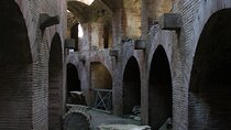 Tour in the ruins of Pozzuoli with an archaeolgist.