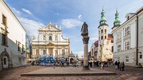 Krakow: Through the Wawel Hill with a Guide