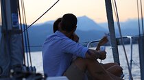 Love, Sail & Taste: Romantic sunset experience on Lake Como