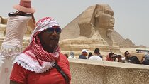  Tour to Giza Pyramids and Sphinx with Lunch