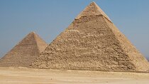 History of Cairo and the Great Pyramids Day Tour from Hurghada