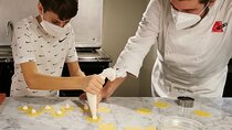 2-Hour Cooking Course of Delicious Desserts for Families in Milan