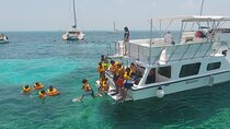 Isla Mujeres Full Day Tour on Yacht with Snorkel and Buffet