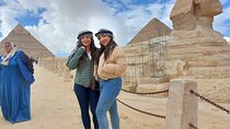 8-Hour Private tour Giza Pyramids, Egyptian Museum and Giza Bazaar