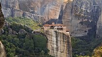 2-Day Delphi Meteora Tour From Athens