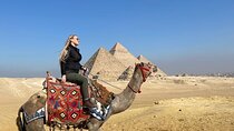 Cairo Private Layover tour to Pyramids of Giza and sphinx