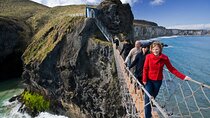 Private Giants Causeway Tour For Up to 15 People