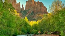 Sedona Creekside of Cathedral Rock Hike With a Private Guide