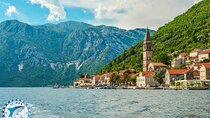 Exclusive Speed Boat Tour in Kotor Bay with Lunch and Beach