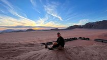 Full-Day Hiking in Wadi Rum's Desert with Lunch