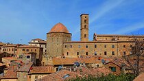 PRIVATE TOUR: Full-Day Volterra & San Gimignano with Wine Tasting Experience