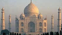 Private Car Tour of Taj Mahal and Agra Fort from Delhi