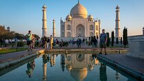 Sunrise Taj Mahal Tour From Delhi