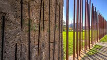 Berlin Wall - East and West Berlin Private Walking Tour 