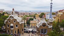 Barcelona: Park Güell Guided Tour & Tickets with Fast-Track Entry