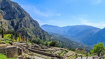 Full-Day Private Arachova and Delphi Tour from Athens