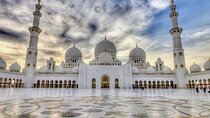 Full-Day Abu Dhabi City and Sheikh Zayed Mosque Tour