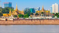 Exploring the Best of Phnom Penh: A Full Day Tour