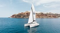 Private Morning Tour Lagoon 400-380 Sailing in Santorini ,lunch, drink, transfer