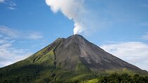 Tour to Arenal Volcano and Hot Springs