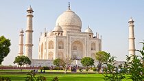 Same day Agra Tour from Delhi with Lunch at 5 Star Hotel