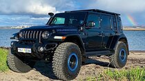 Highlights of Iceland / private guided super Jeep tour 
