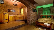 Wine Bath Spa for 2 people/ 1 tub - 1 hour Activity in Prague
