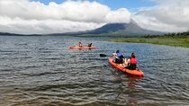 Full day Kayaking and animals, birds watching tour at Arenal lake from San Jose