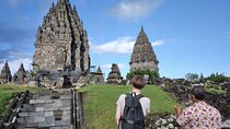 Yogyakarta: Borobudur Top Access & Prambanan Temple Private Tour