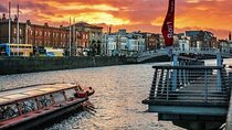 Dublin Sightseeing Cruise on River Liffey with Local Guide