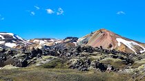 Landmannalaugar, Hekla, Sigoldugljufur 4x4 tour with Hiking 
