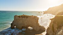 Private Malibu Tour: From the Beaches to the Mansions