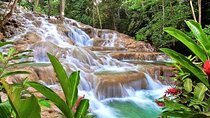Private Tour From Ocho Rios to Blue Hole and Dunn's River 