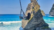 Nusa Penida Instagram Tour with Swing at Diamond Beach
