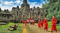 Siem Reap: Angkor Wat & Floating Village 2 Day Private Tour 