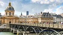 Seine River Walking Tour with Optional Musée d'Orsay and Cruise