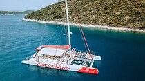 Full-Day Catamaran Cruise to Hvar & Pakleni Islands with Food and free Drinks