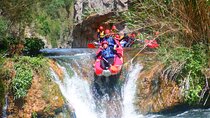 Cano-Rafting