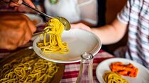 Rome Food Tour in the Historic Centre with 8+ Food Tastings