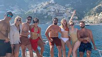 Full-Day Private Guided Boat Tour in Amalfi