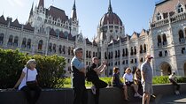 Private Budapest Walking Tour with Cake & Coffee