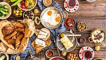 Private Traditional Turkish Breakfast & Sirince Village Tour By Locals