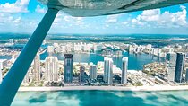 Miami Beach: Private South Beach Airplane Tour with drinks