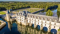 Loire Valley Castles Day Trip from Paris with Complementary Wine