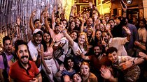 Istanbul Party Pub Crawl with Party Bus in Sultanahmet and Taksim